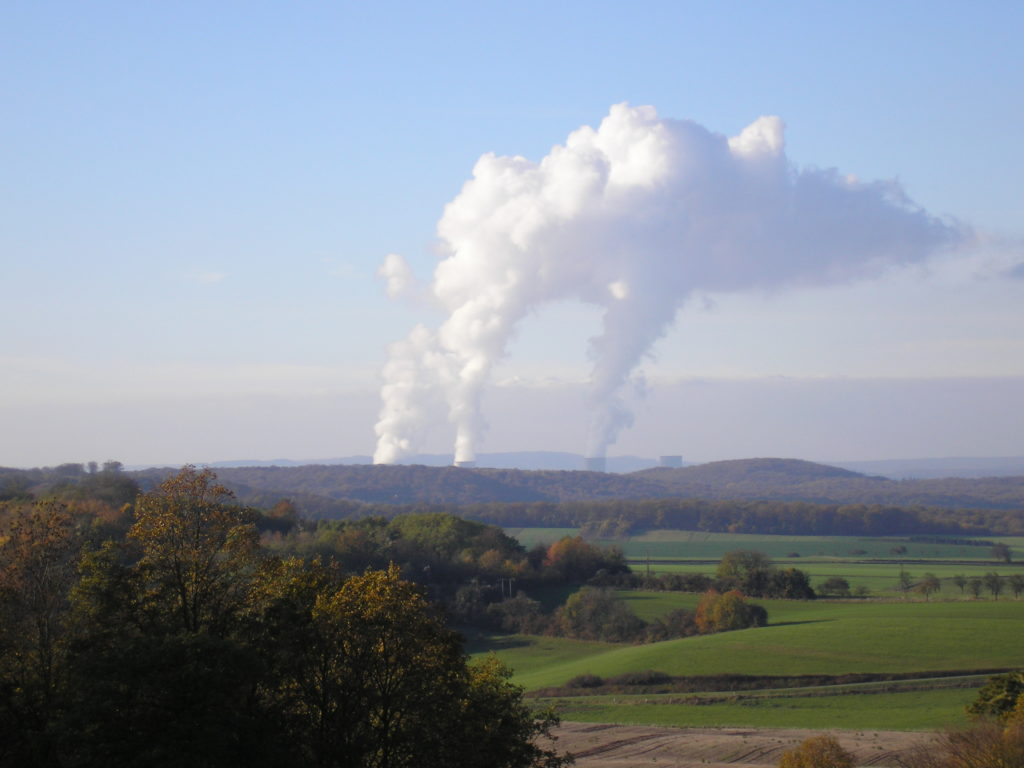 Felhőt gyárt az atomerőmű Thionville mellett.